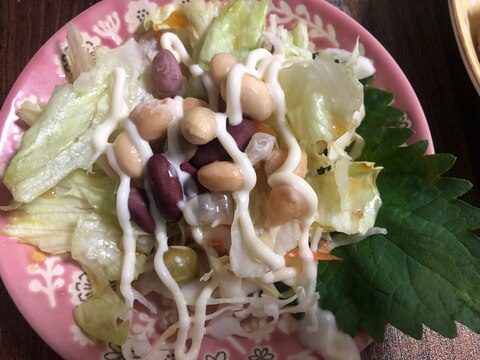 大葉＆お豆のレタスサラダ